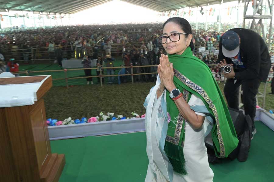 SIR শুনানিতে ‘হয়রানি’র মাঝে মঙ্গলে বাঁকুড়ায় মুখ্যমন্ত্রী, বেঁধে দেবেন ছাব্বিশের সুর?