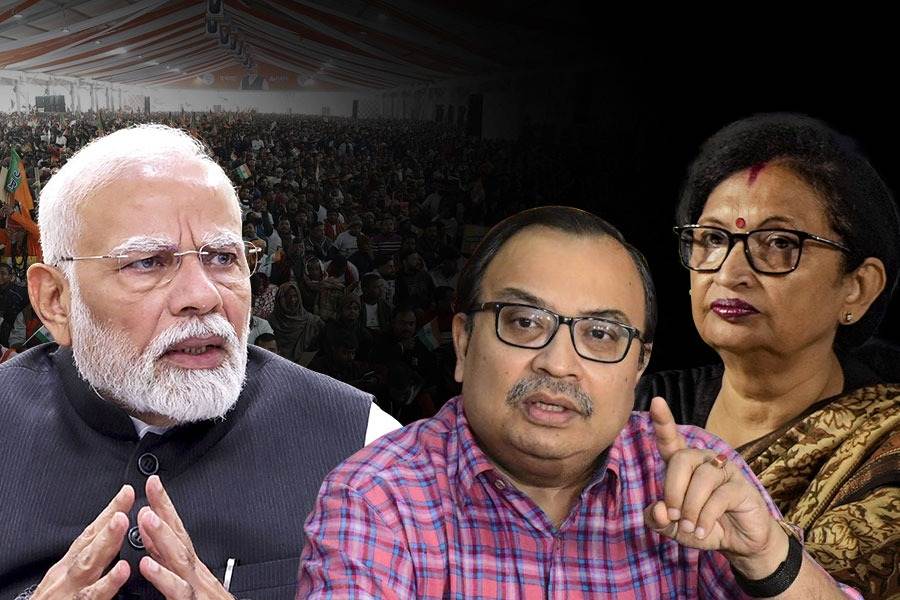 ‘ঈশ্বরের কৃপাদৃষ্টি না থাকলে এরকমই হয়’! মোদির চপার বিভ্রাটে তৃণমূল বলছে, ‘মৌসম বিগড় চুকা হ্যায়’