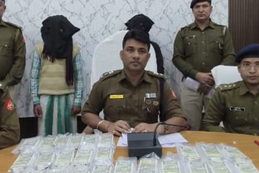 বাংলাদেশ থেকে ঢুকছিল লক্ষ লক্ষ জাল নোট! মালদহে অভিযানে বড় সাফল্য পুলিশের