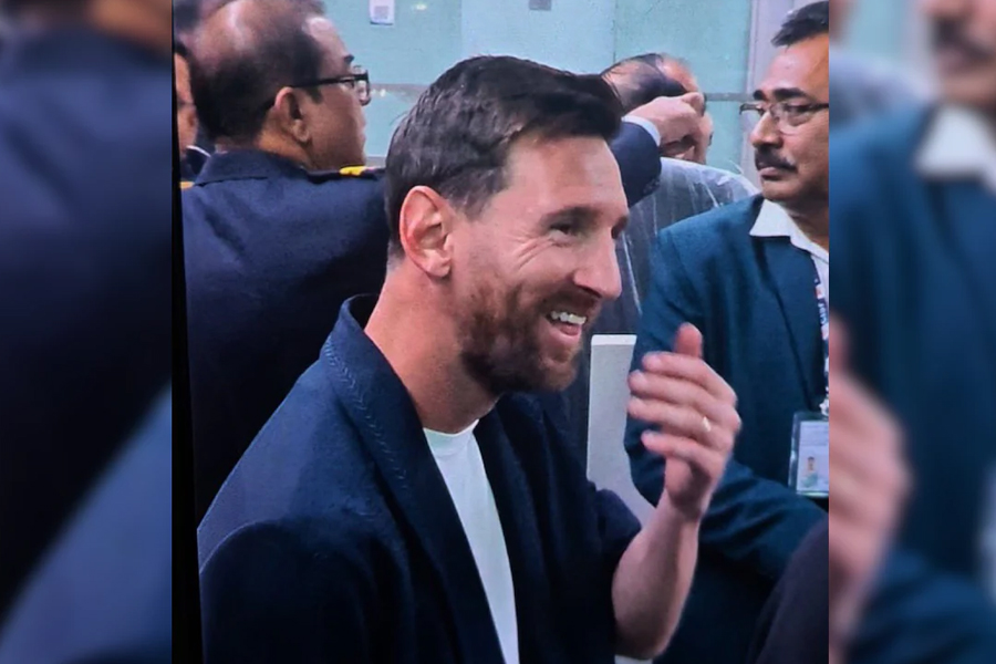 ৯ ঘণ্টায় দেড় লাখ! কলকাতায় মেসির হোটেলভাড়া নিয়ে চর্চা তুঙ্গে