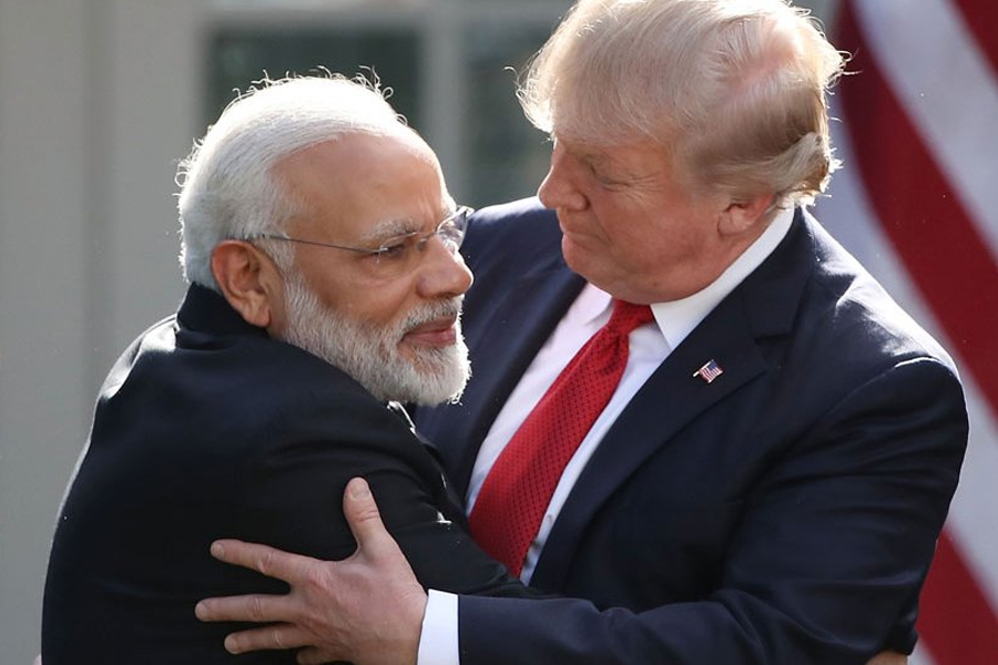 পুতিন সফরে সিঁদুরে মেঘ দেখছে আমেরিকা, তড়িঘড়ি ভারতে বাণিজ্যদূত পাঠাচ্ছেন ট্রাম্প! 