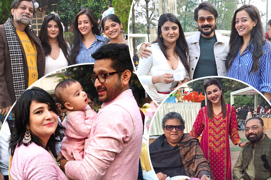 অন্নপ্রাশনে ধুতি-পাঞ্জাবিতে ‘হিরো’ নিষাদ, পরম-পিয়ার ডাকে হাজির গোটা টলিউড, মেনুও জম্পেশ