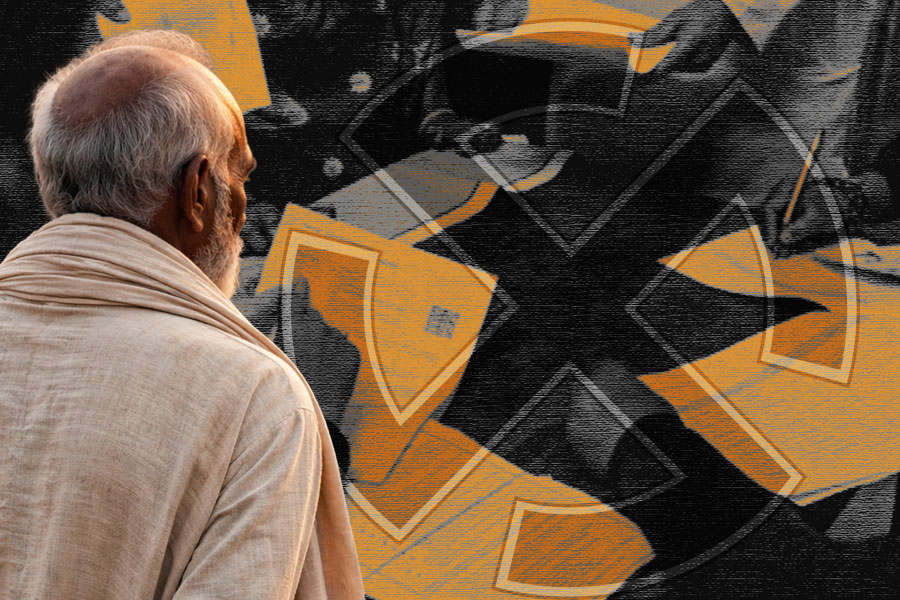 ‘আমায় বাংলাদেশে নিয়ে যাবে?’, SIR হিয়ারিংয়ের নোটিস পেয়েই ‘আতঙ্কে’ মৃত্যু হাওড়ার বৃদ্ধের