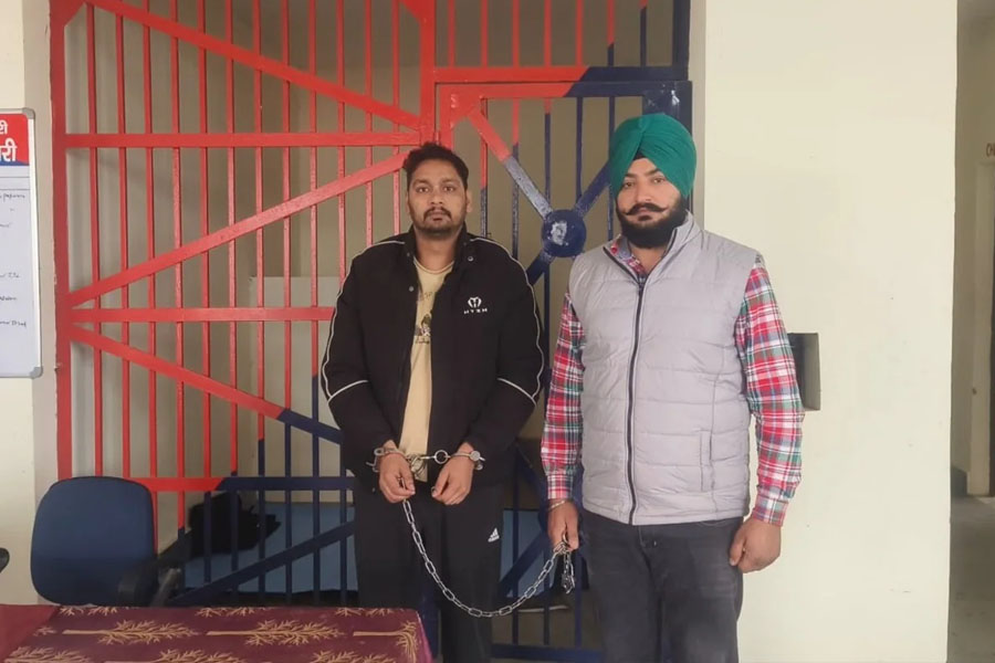 সেনা থেকে পালিয়ে পাকিস্তানের গুপ্তচর! মাদক, গ্রেনেড-সহ বিহারে গ্রেপ্তার জঙ্গি