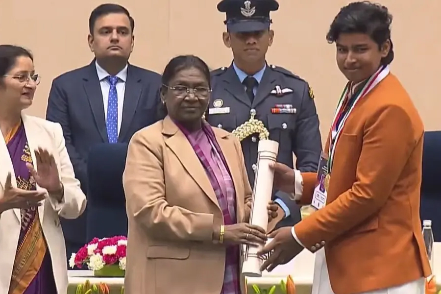 বৈভবের নতুন সম্মান, দেশের সর্বোচ্চ সম্মানে ভূষিত হল তরুণ তুর্কি