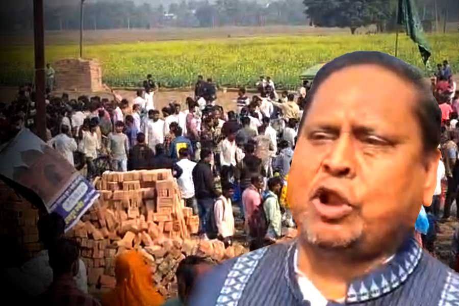 ‘পদত্যাগ করছি না,’ বাবরির শিলান্যাসের পরই ইউটার্ন হুমায়ুনের!