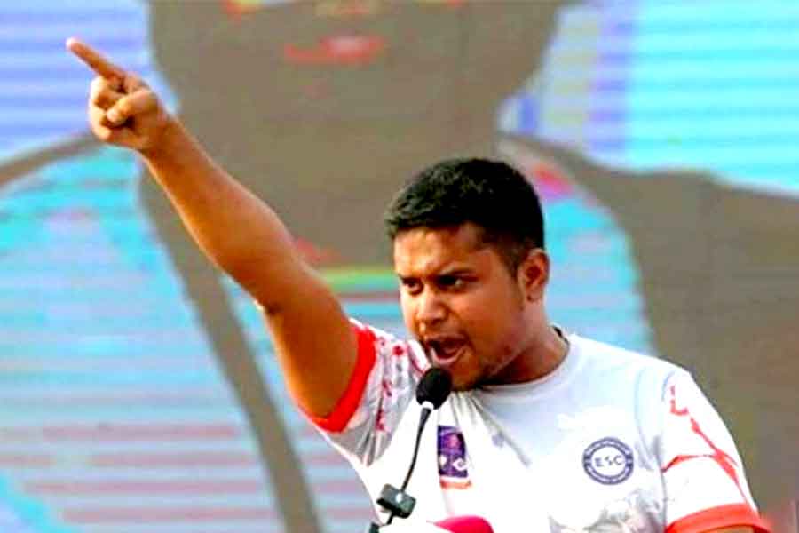 ঠিক যেন রাজাকার! ভারতকে হুমকি হাসনাতের